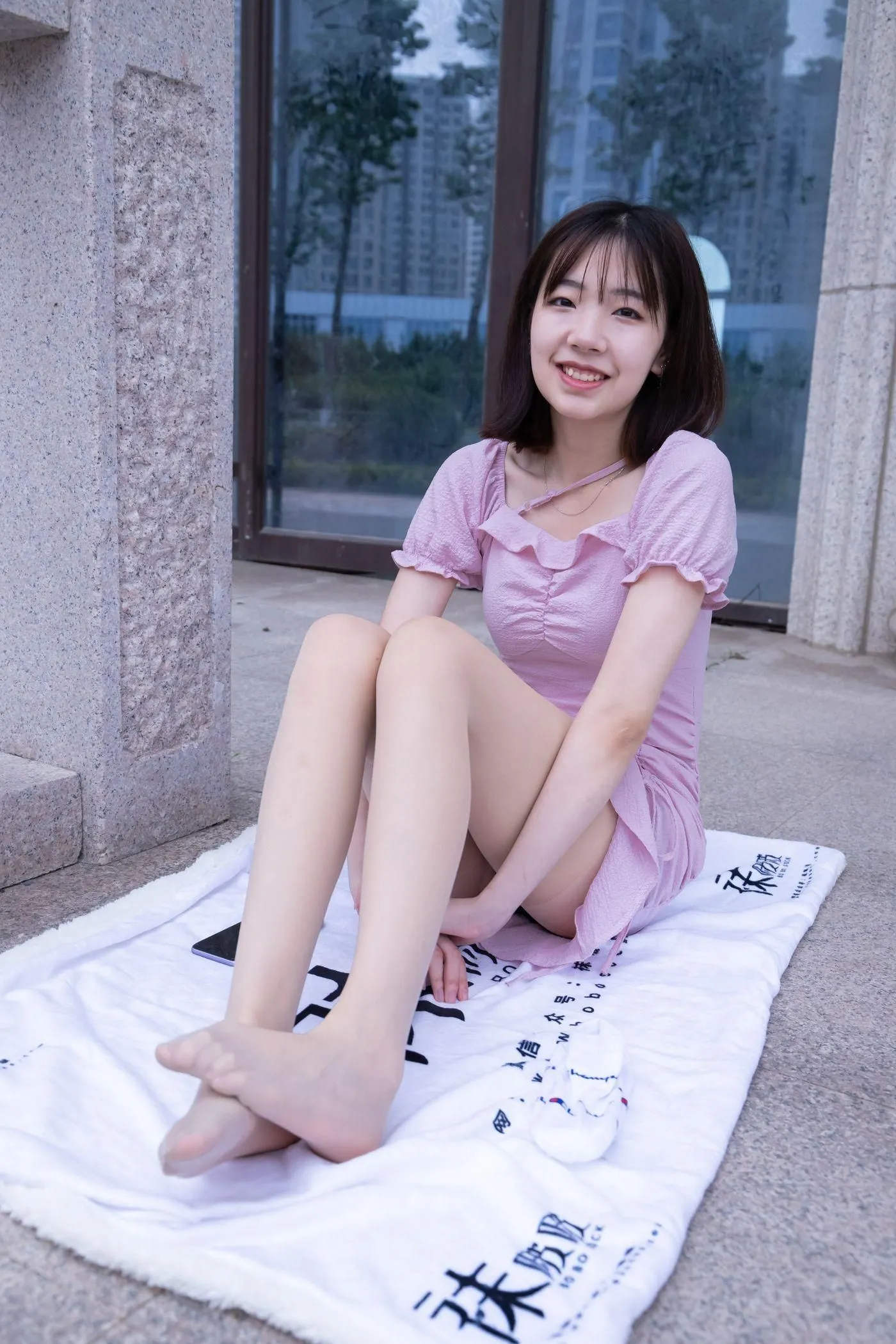[BoBoSocks袜啵啵]NO.001 小甜豆-帆布鞋、白棉袜、肉丝 [138P]插图2